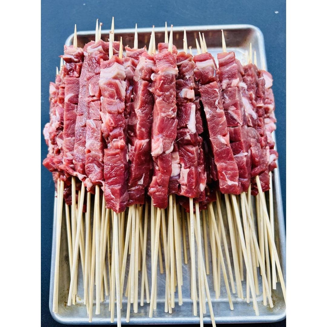 Orso Chef CUBO ARROSTICINI INOX 64 - 70 stecconi – 1 coltello- per  Produzione di Arrosticini , Spiedini Carne, Pesce, Frutta, Kebab, Barbecue  Souvlaky : : Casa e cucina